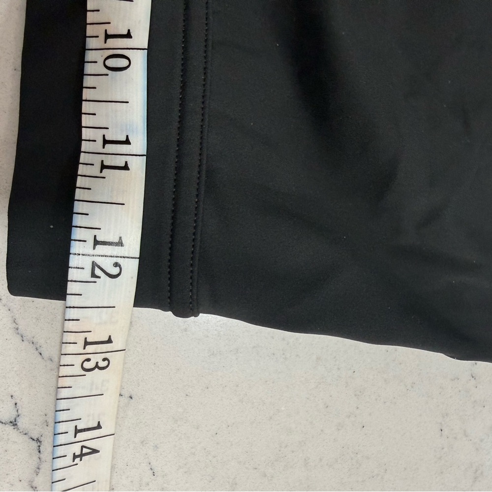 Lululemon Fit Physique Crop Top Black Estimated Size 4 - Picture 6 of 7